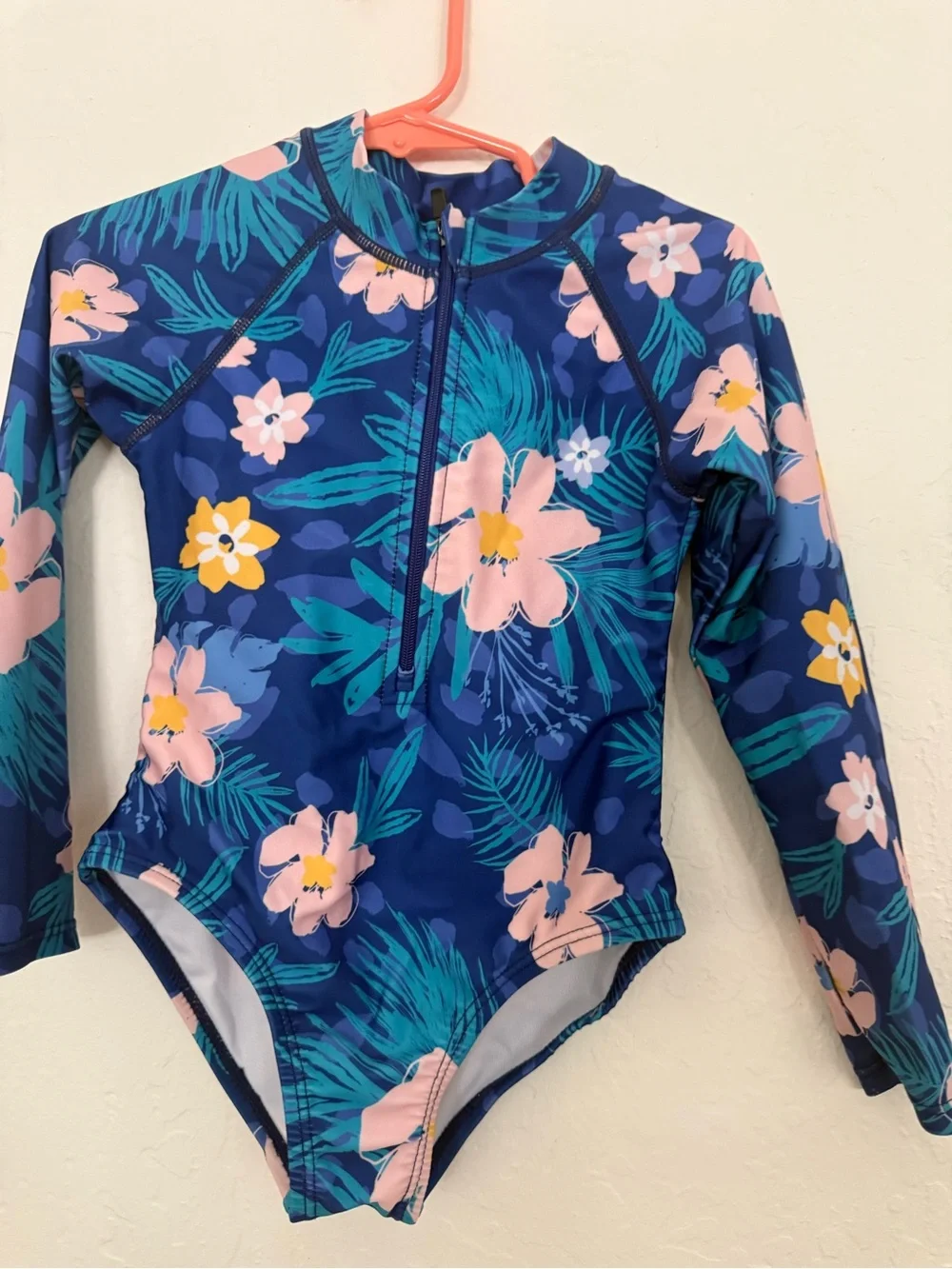 N/A stylish navy